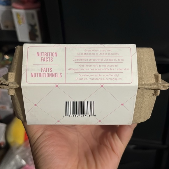 Beauty Bakerie Blending Eggs​ - Picture 2 of 3